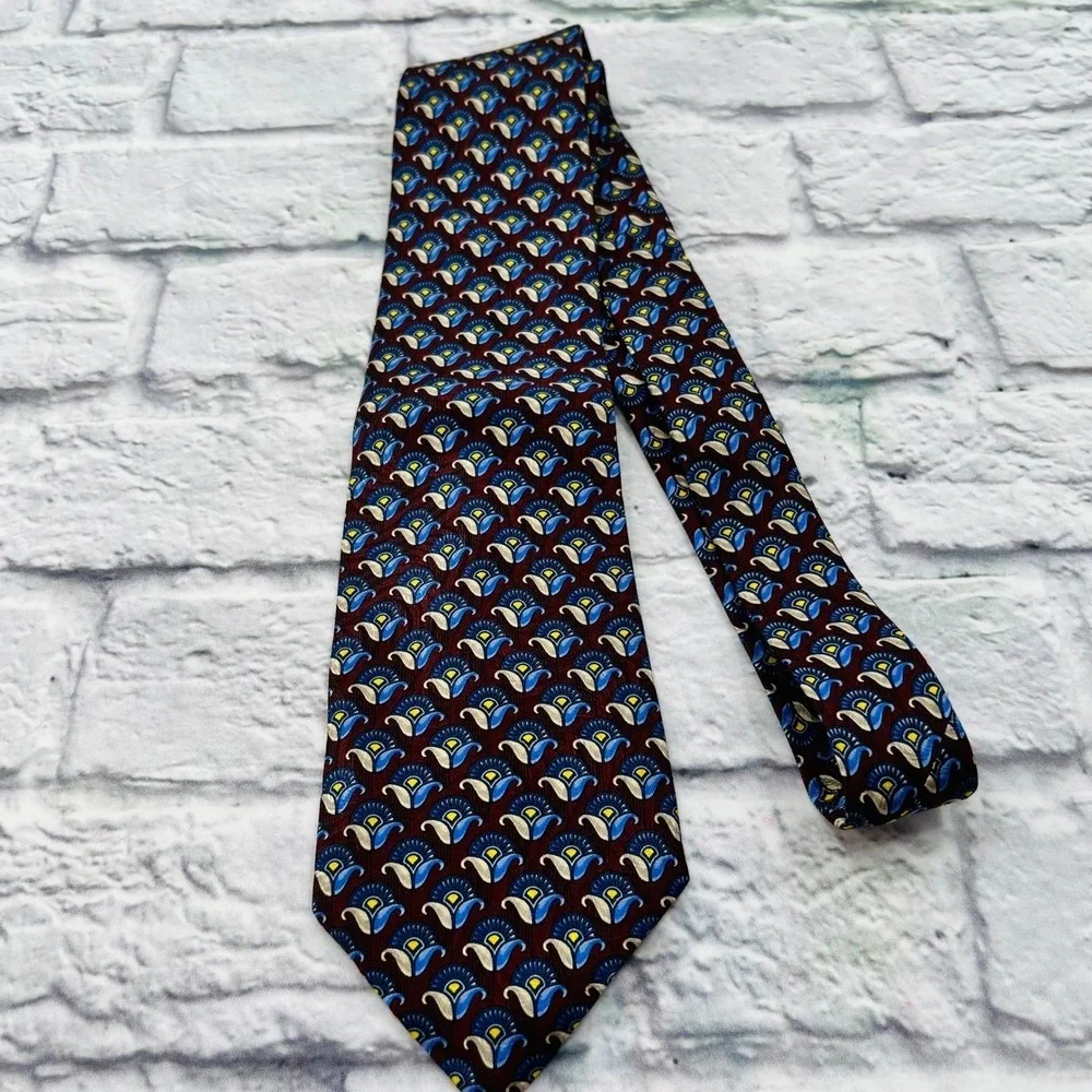 Robert Talbott Studio Burgundy Blue Paisley Silk Mens Necktie Preppy Career